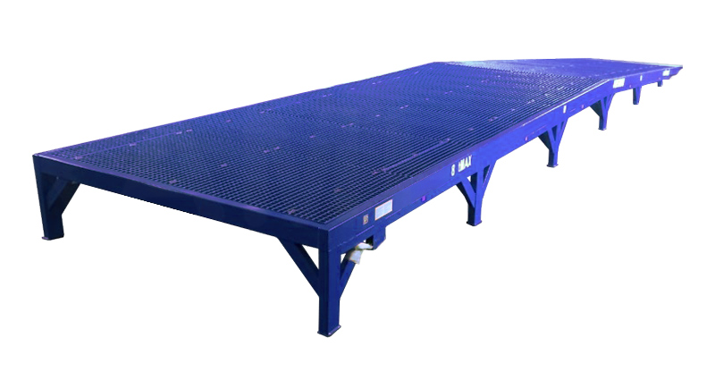 Levelling ramps for vans 